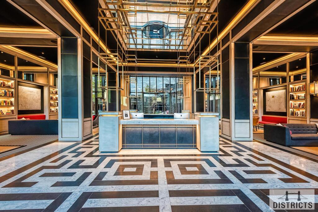 Embassy Gardens    (5).jpg