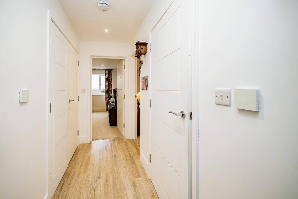 3montgomerycourt-16