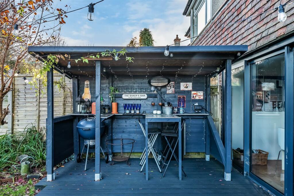 64-Ruden-Way-26.jpg
