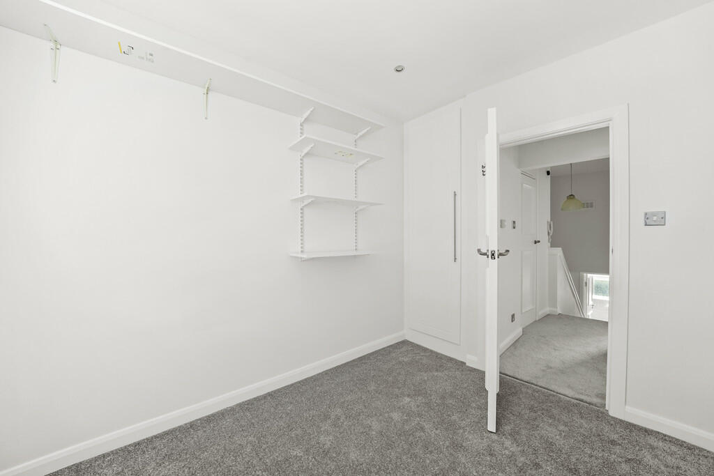 Bedroom small 2 