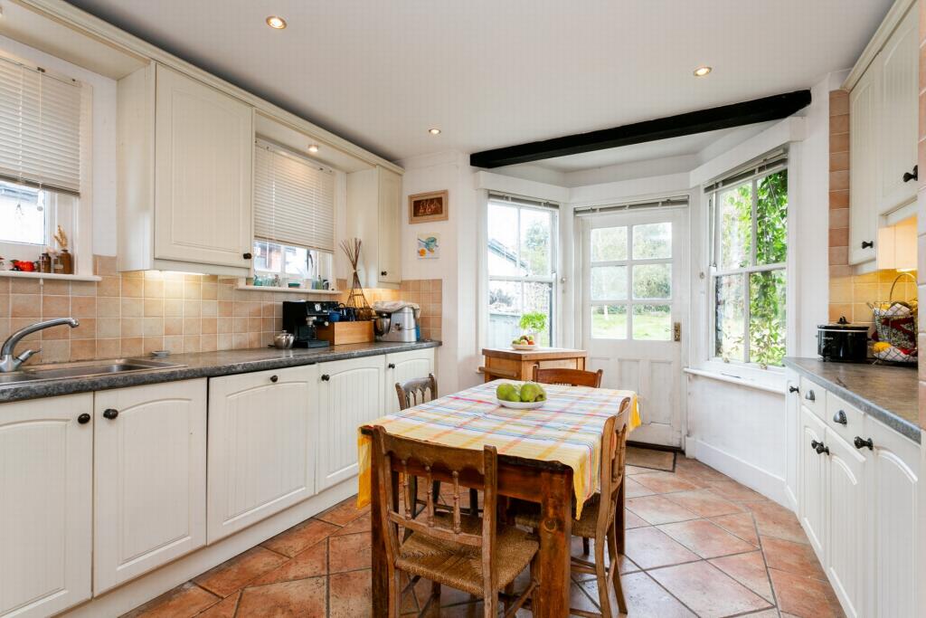 Kitchen/breakfast rm