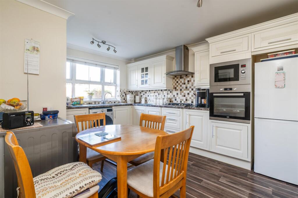 17 Landor Road_7.jpg