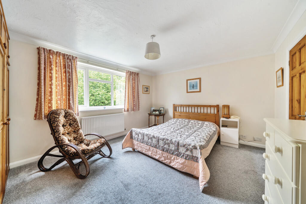 1318345-17-686522...