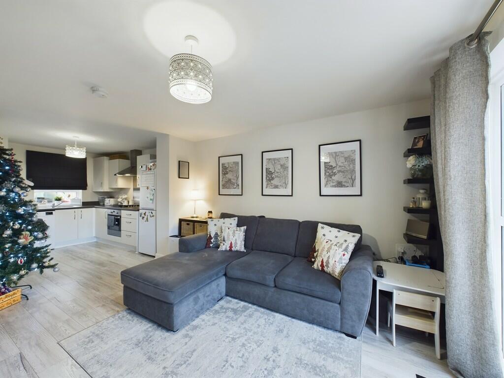 CAM01835G0-PR0126...