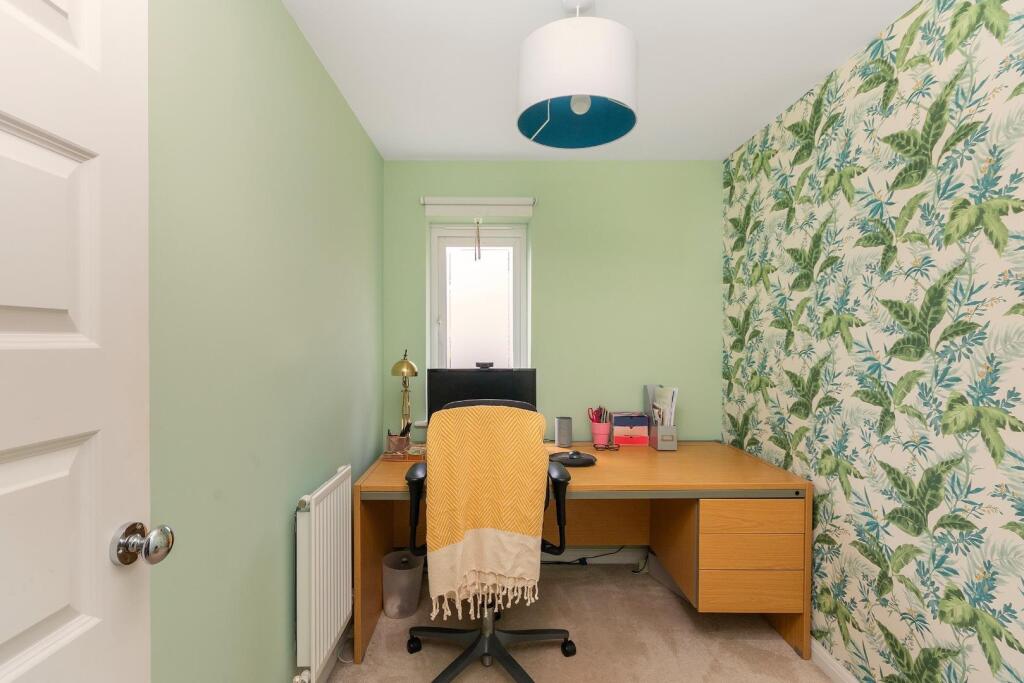 2B4WFS - Bedroom H.jpg