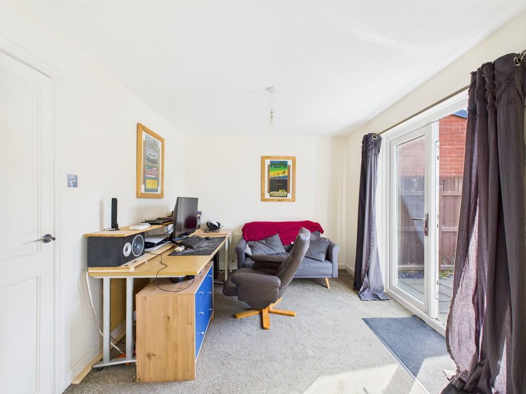 CAM01835G0-PR0211...