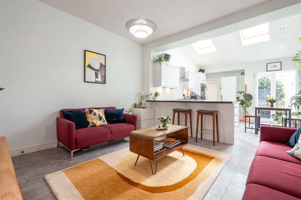 Sitting Room Aspect 3