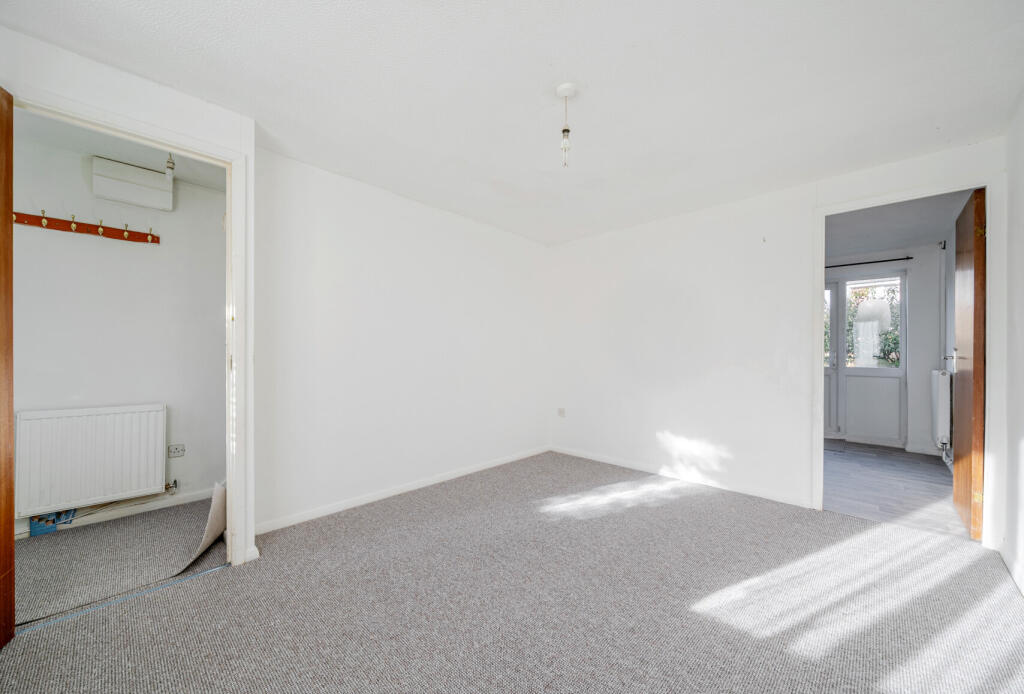 1384928-12-6926f3...