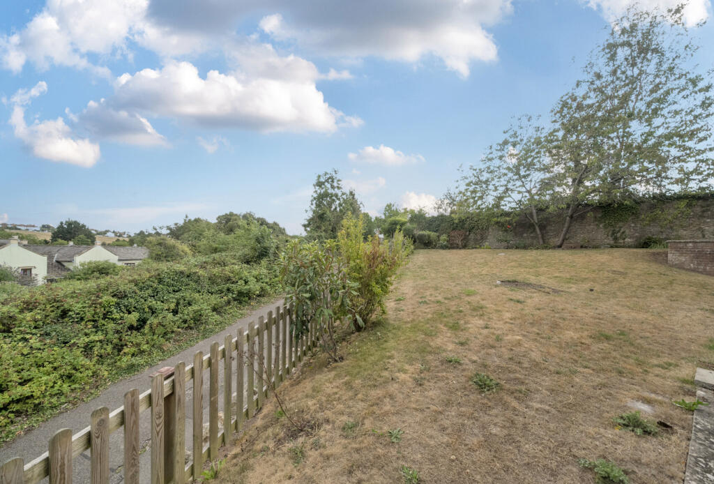 1328322-20-688a40...