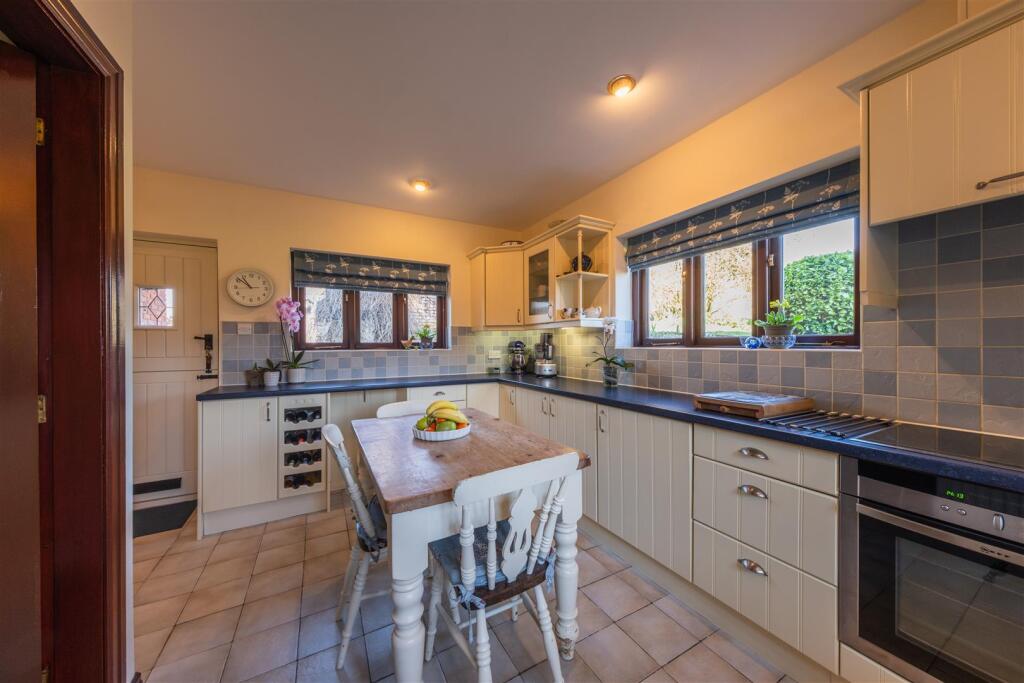 The Beeches Cottage-001.jpg