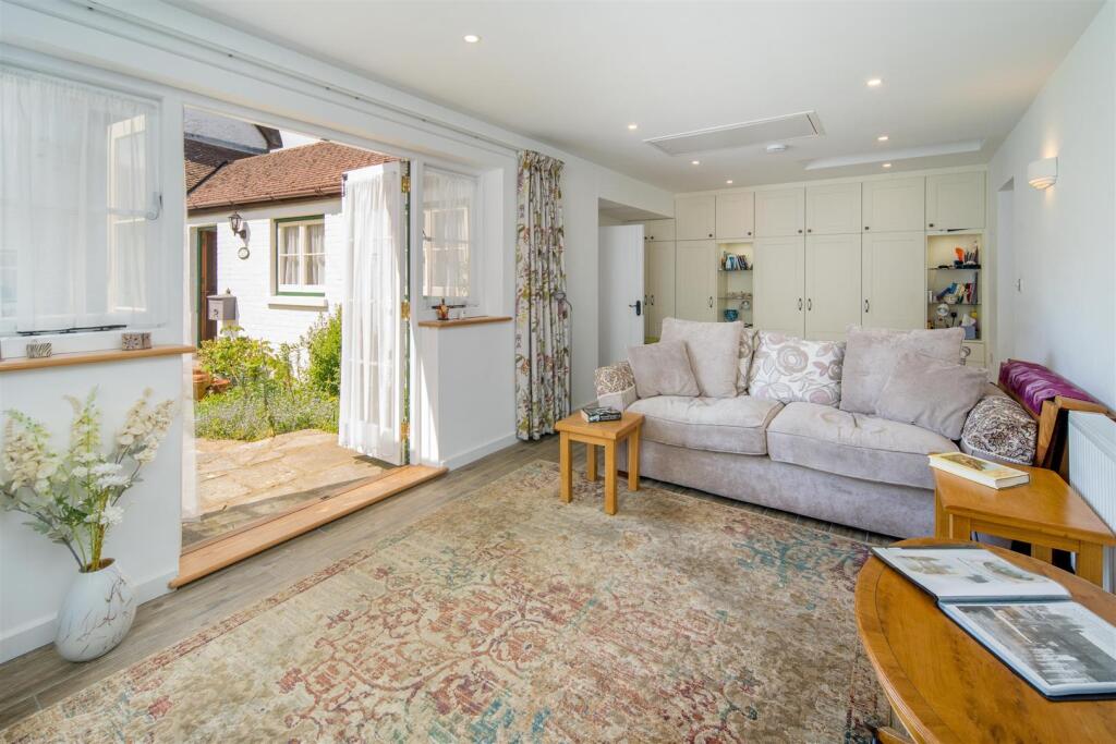 Living Room or Bedroom 4