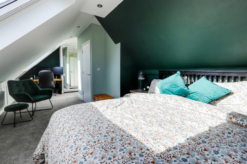 Bedroom One b.JPG