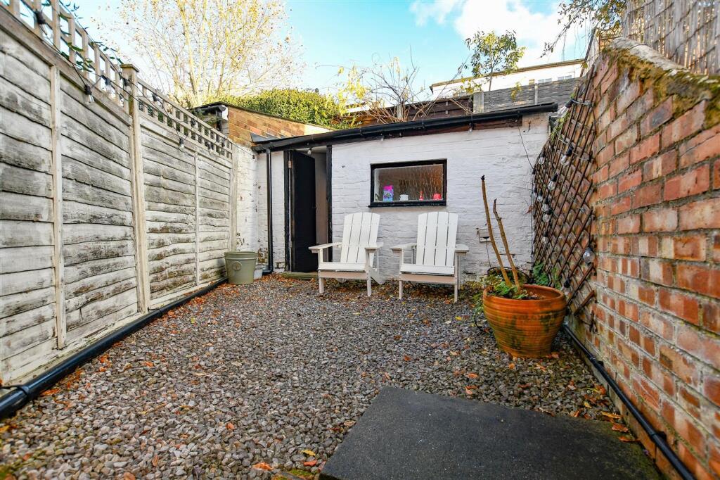 Temperance Street, St. Albans, AL3