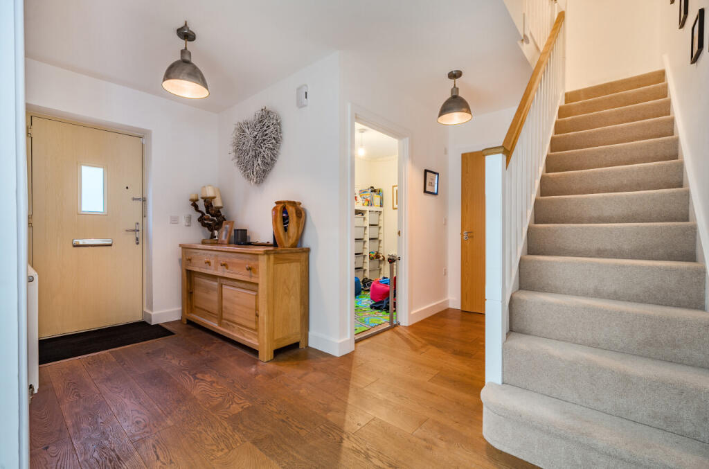 1376061-18-690e18...