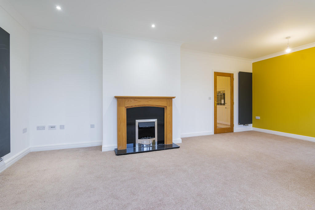 Spacious Lounge