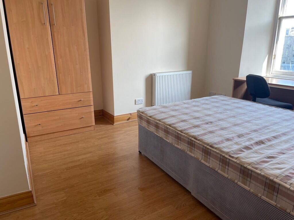 bedroom3