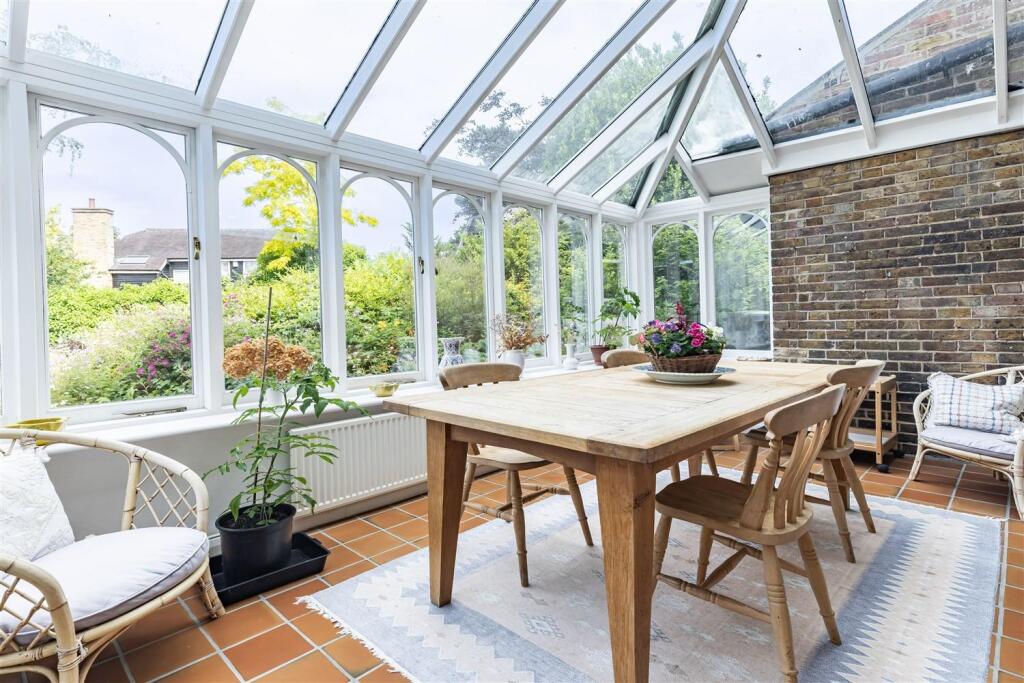 35 Church Hill (18).jpg