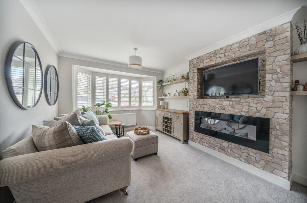 1302998-18-68402d...