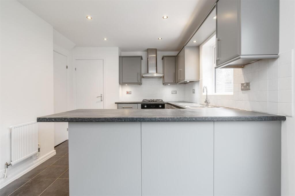 2, Glendon Way Dorridge, Solihull, B93 8SY_LO_14.j