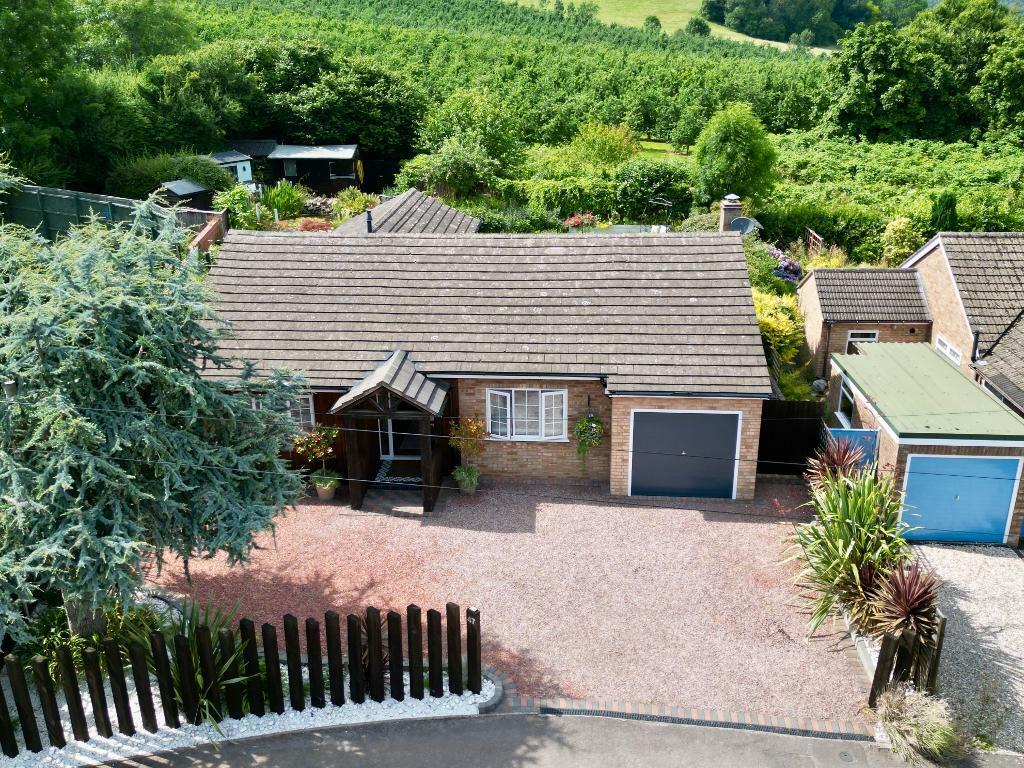 47 Broadlands leading to a rear orchard