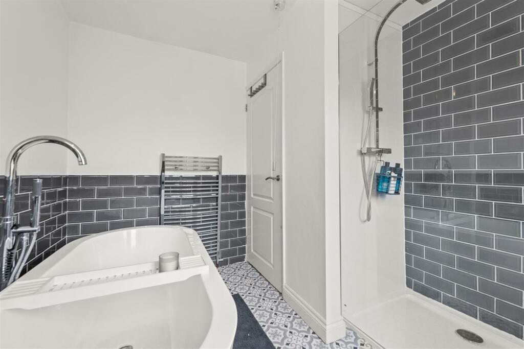 3 Peterdale Road-12.jpg