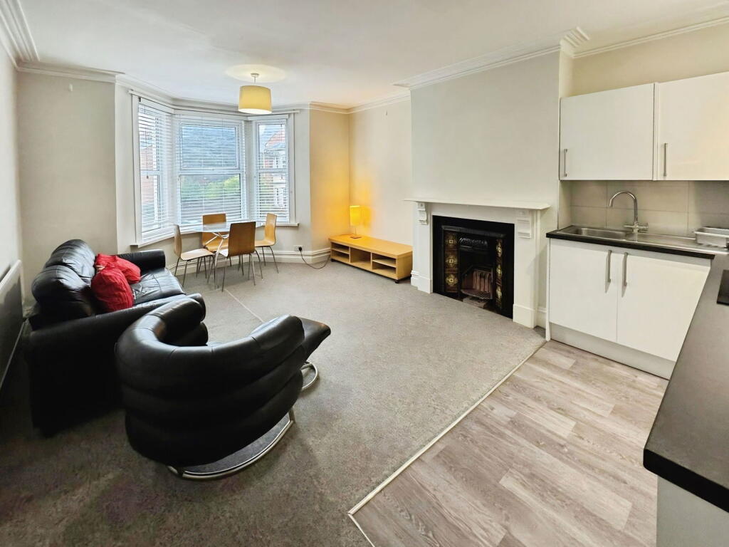 Croft Road, Old Town, Swindon, Wiltshire, SN1 4DG