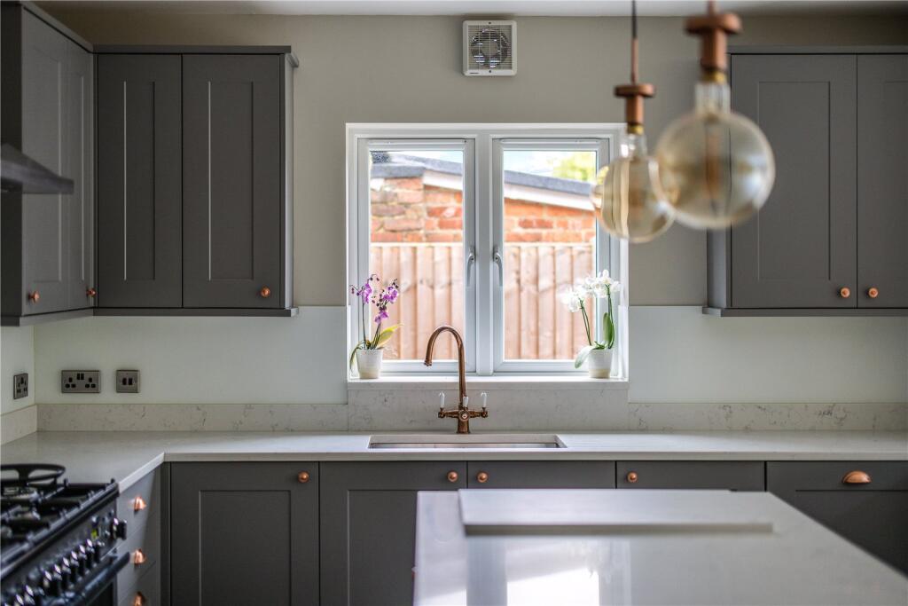 Kitchen Island Unit
