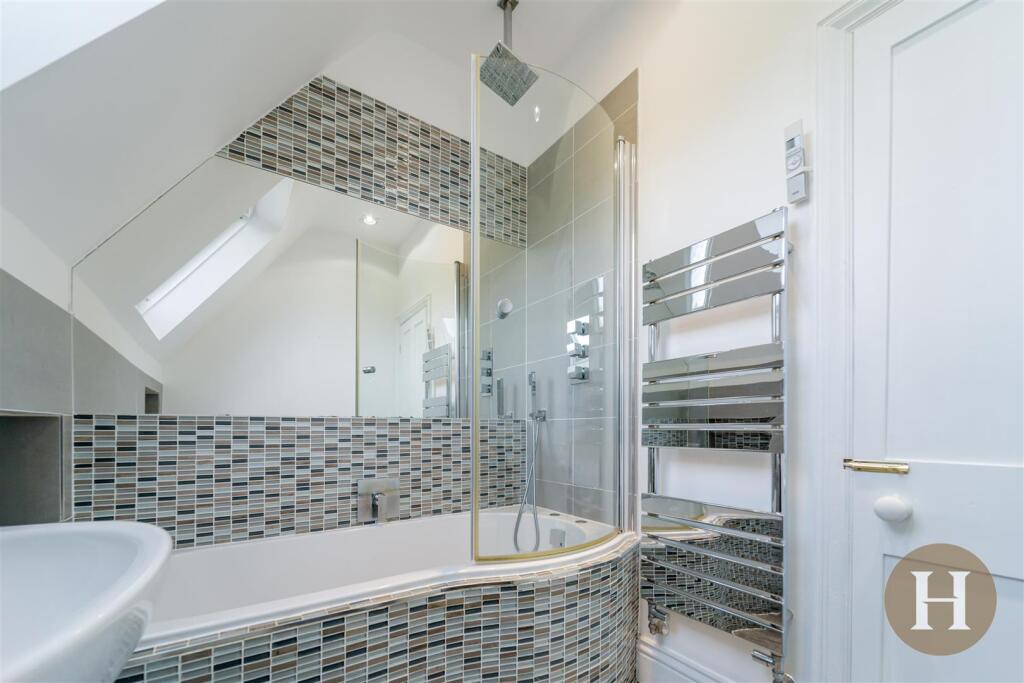 Hadleigh Estate Agents-10.jpg