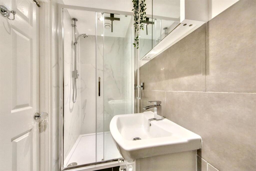 En-Suite..jpg