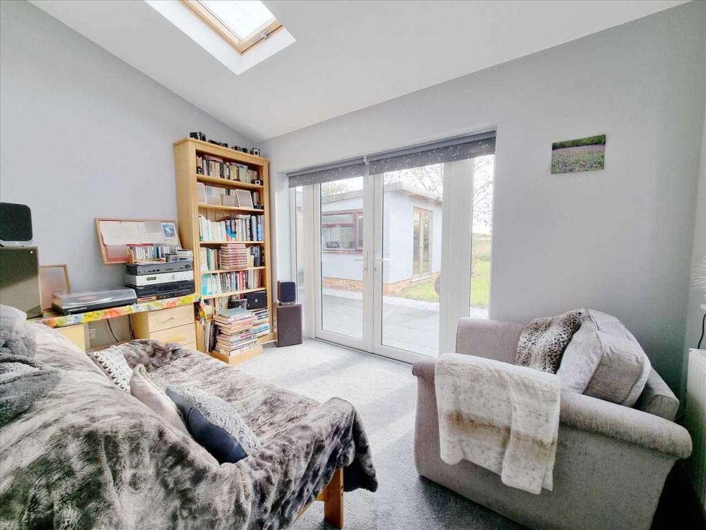 Sun Room: