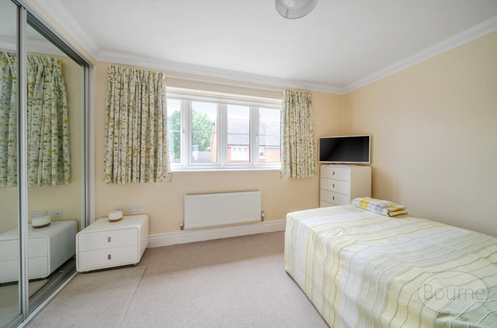 f44c7659-6054-441...