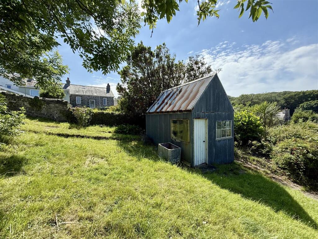 Garden workshop