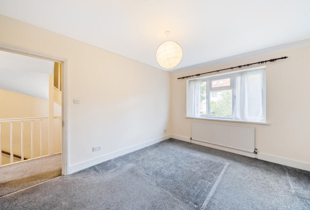 1333835-2-6893393...