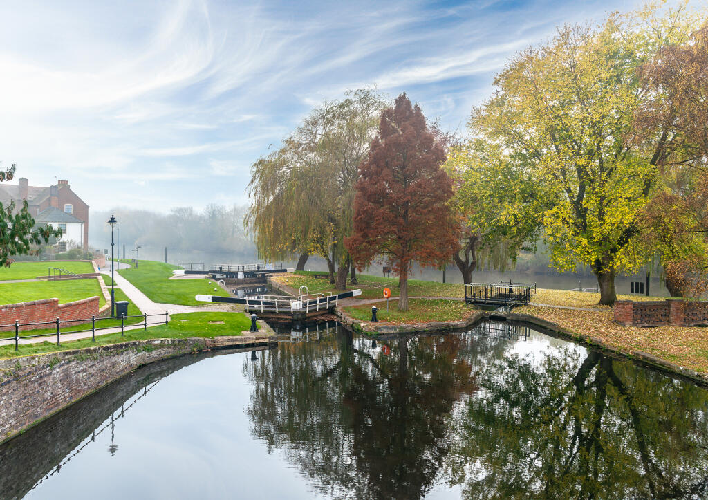 The Pearls Local Area 13