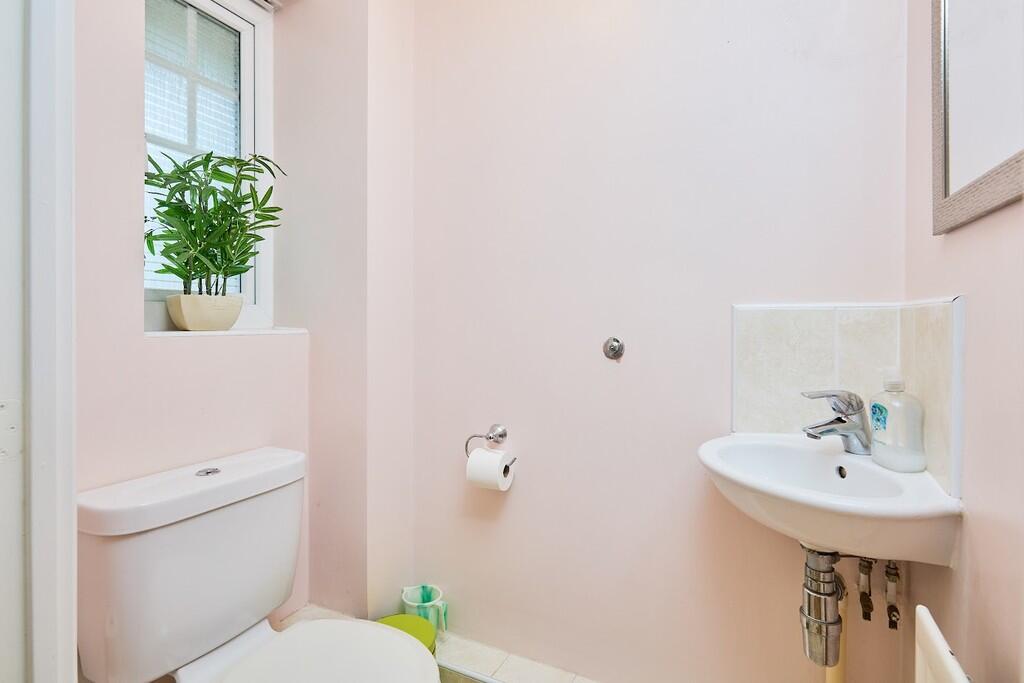 Edward Knight 202...