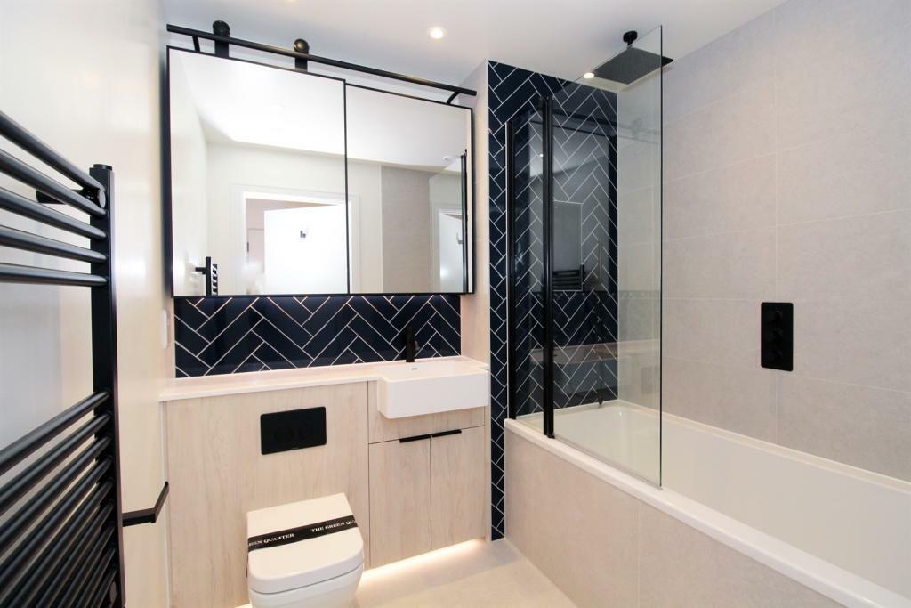 Bathroom1.jpeg