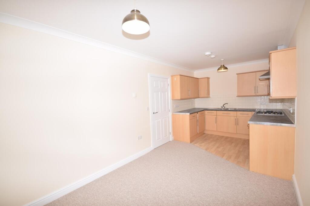 Living Room / Kitchen