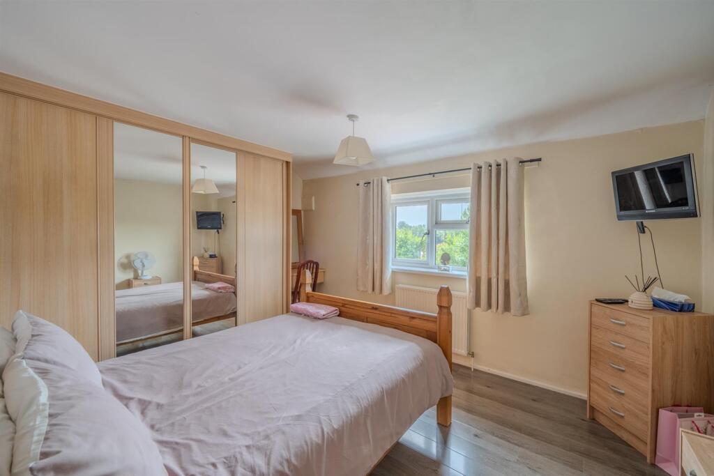 92 Court Farm Road-1.jpg
