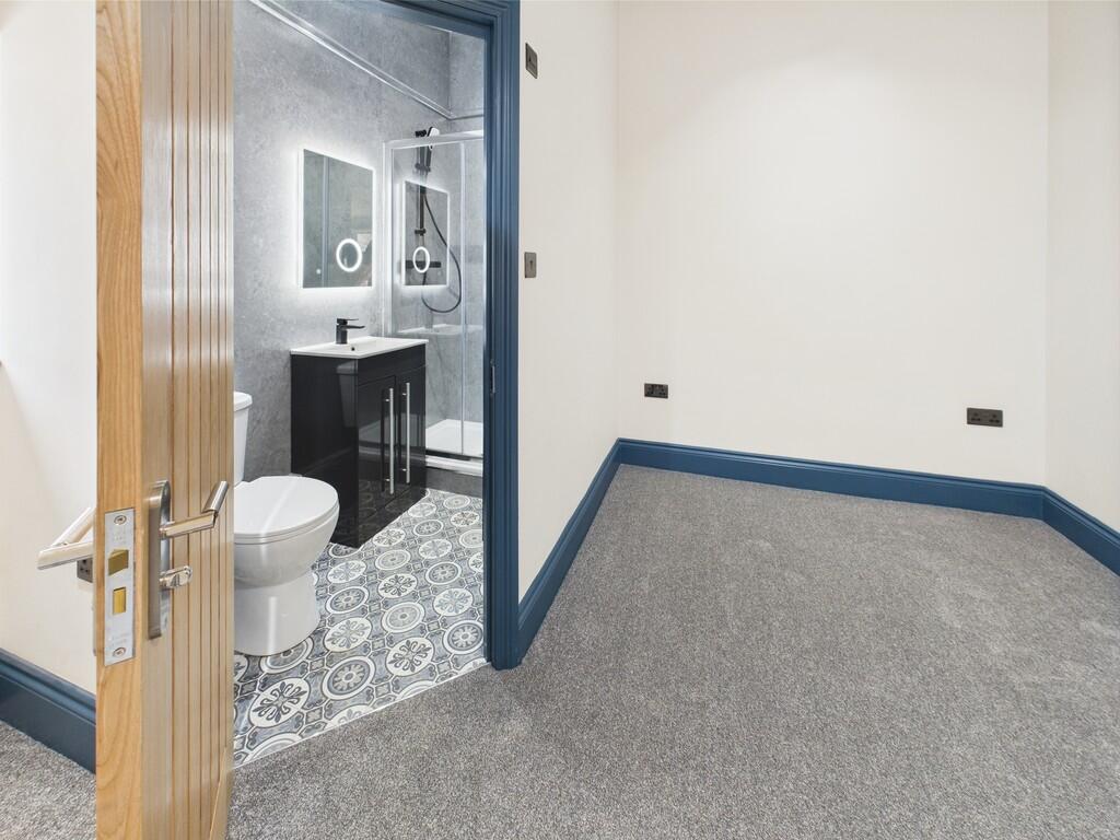 CAM03974G0-PR0143...