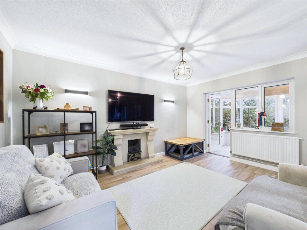 5 - 4 bedroom chalet bungalow.jpg