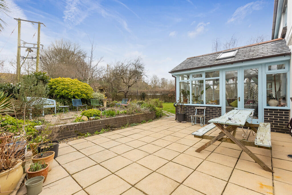 Dining Terrace/Pa...