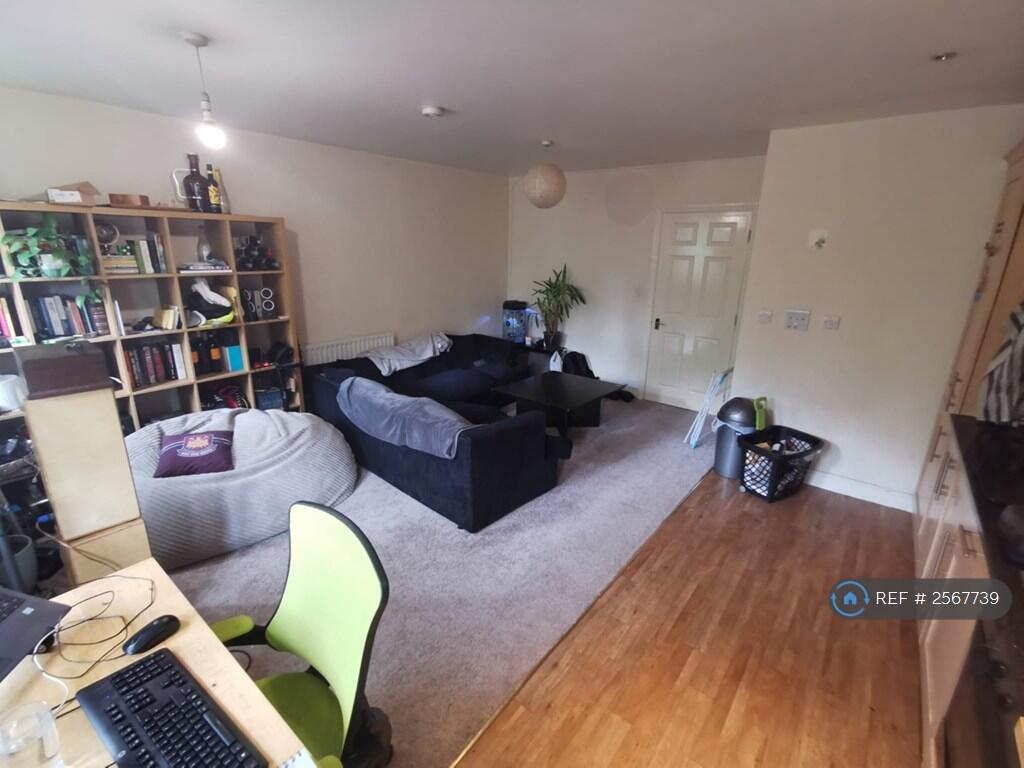 Kitchen/Living Area - Previously