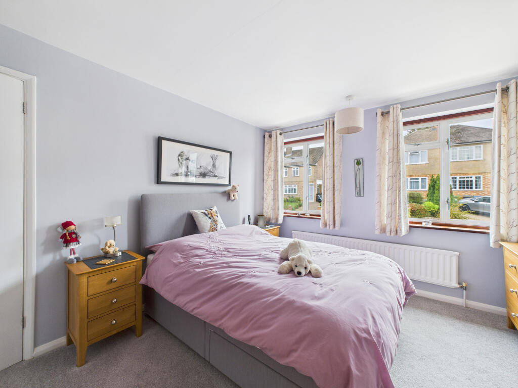 CAM02909G0-PR0498-STILL002