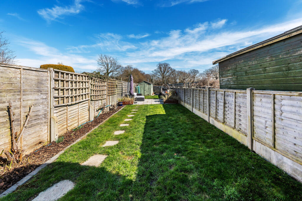 3-Uckfield-Cottage-8