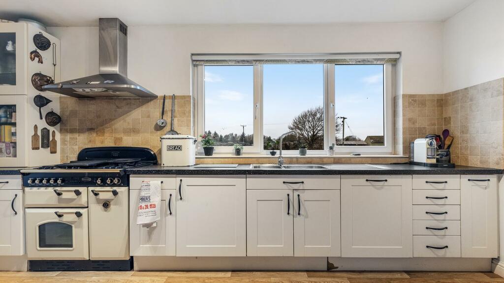 4 Far Field Ave, Hepworth 12_297.jpg