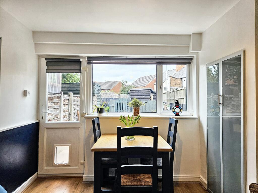 Lounge dining room