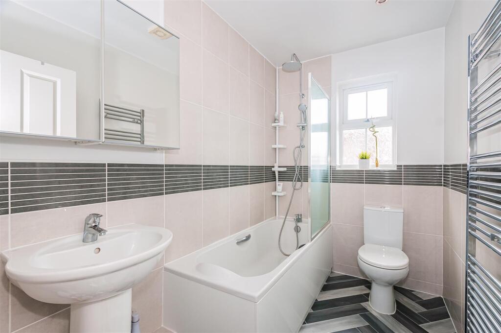 65 Captains Close14.jpg