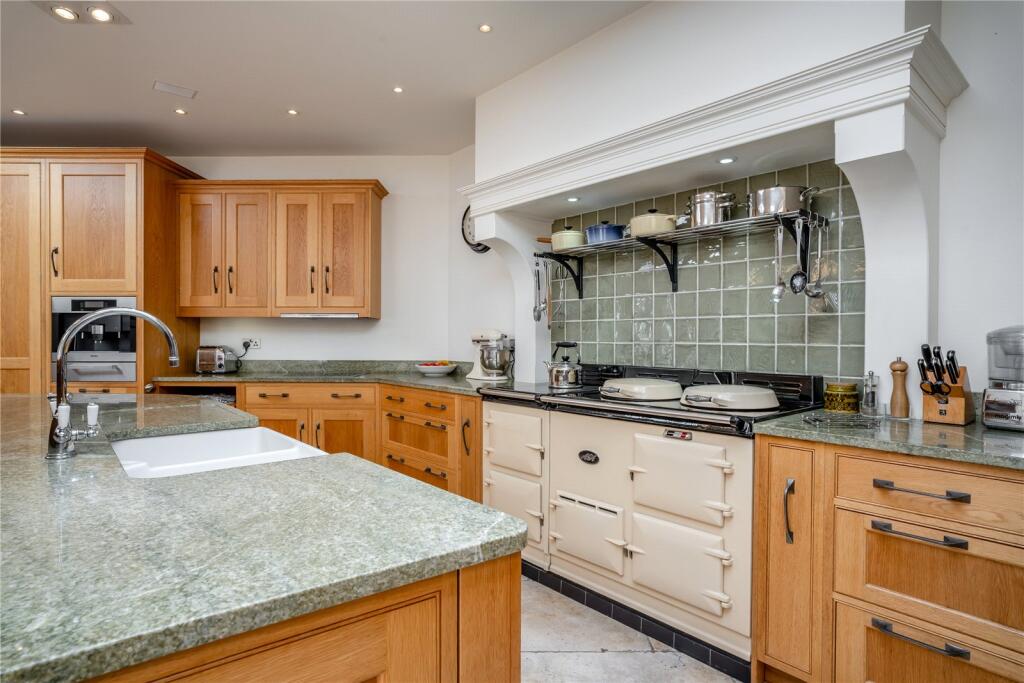 Breakfast/Kitchen