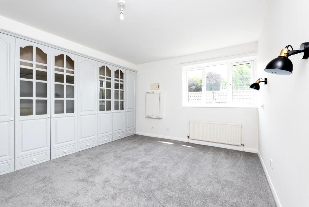 12 Trimnells, Colerne, Wiltshire SN14 8EP-15 (1).j