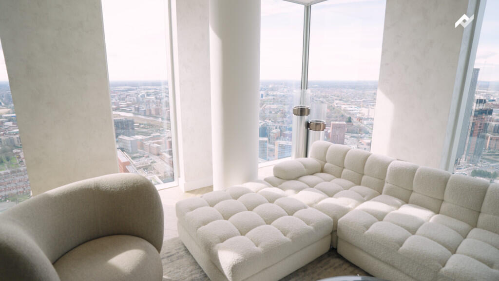 Elizabeth Tower P...